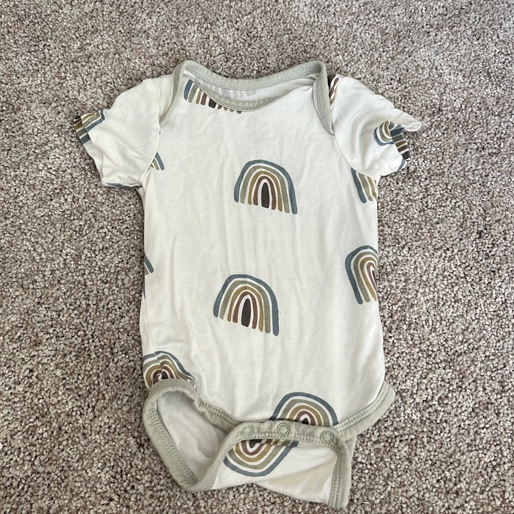 Kyte bodysuit